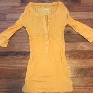 Arizona 3 1/2 sleeve top. Size Xs